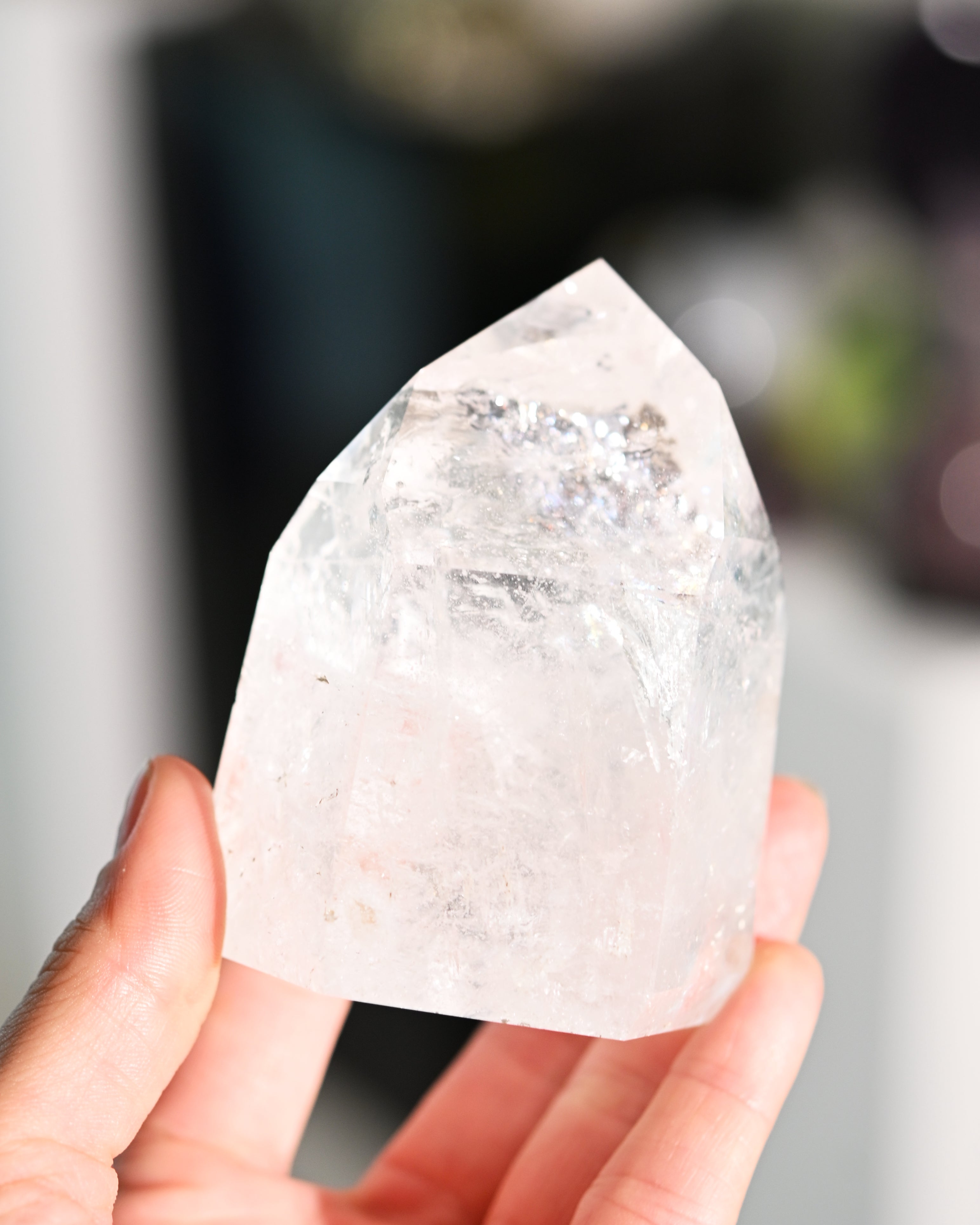 quartz-point--2.5in--348g--12c---8358.jpg