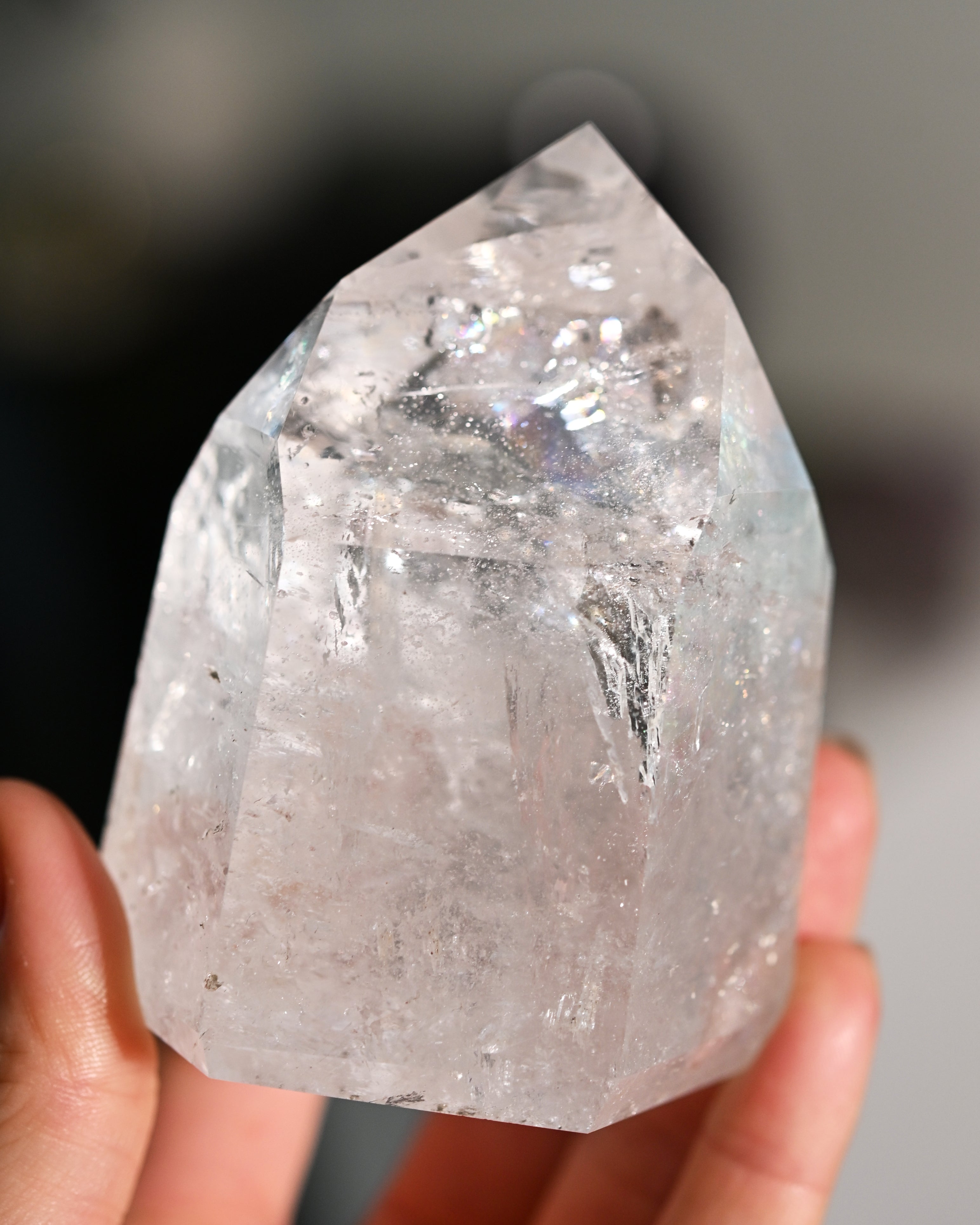 quartz-point--2.5in--348g--12c---8361.jpg