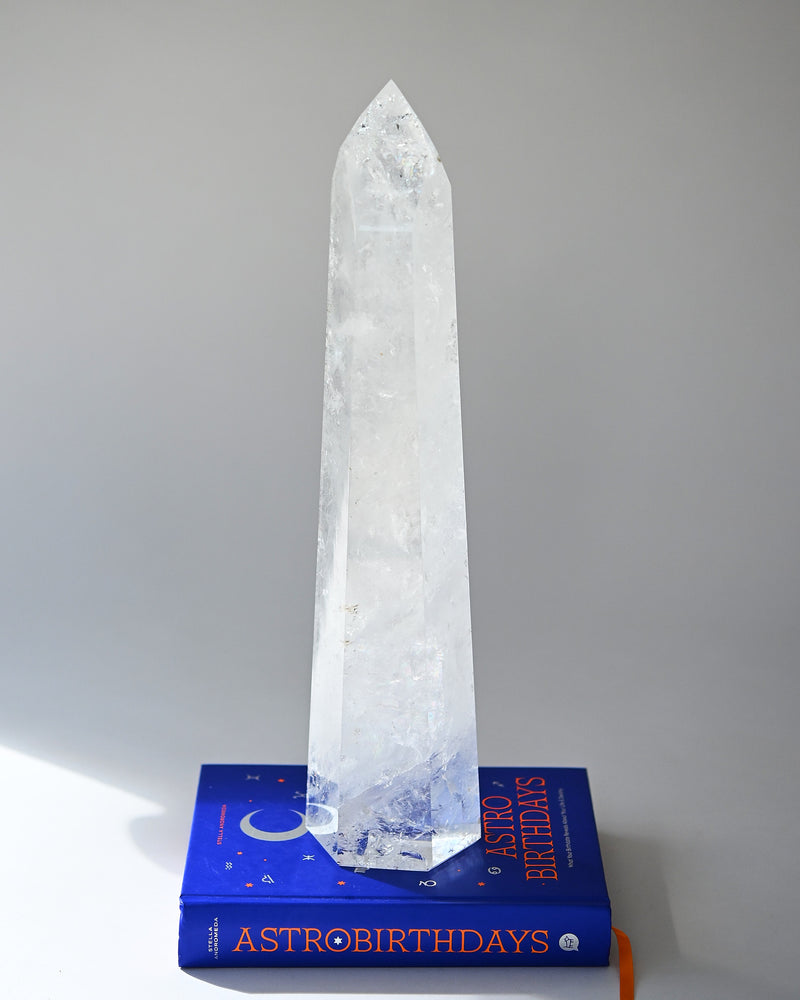 Statement Quartz Tower 6.7lb