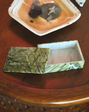 Serpentine Box 6x4x2in