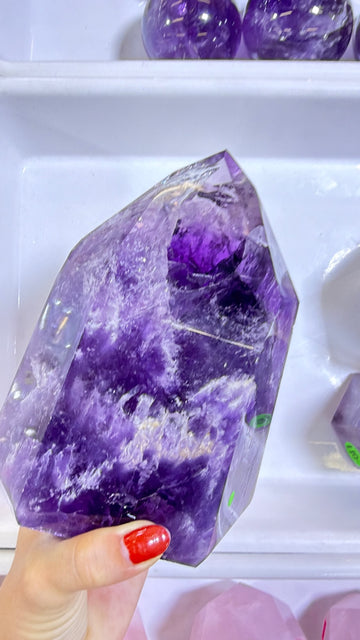 Gemmy Amethyst statement tower
