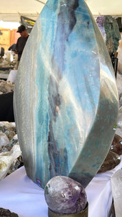 90 lb statement trolleite flame approx 3ft tall