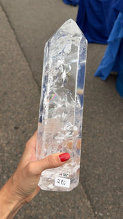 Super clear QuartZ tower w rainbows