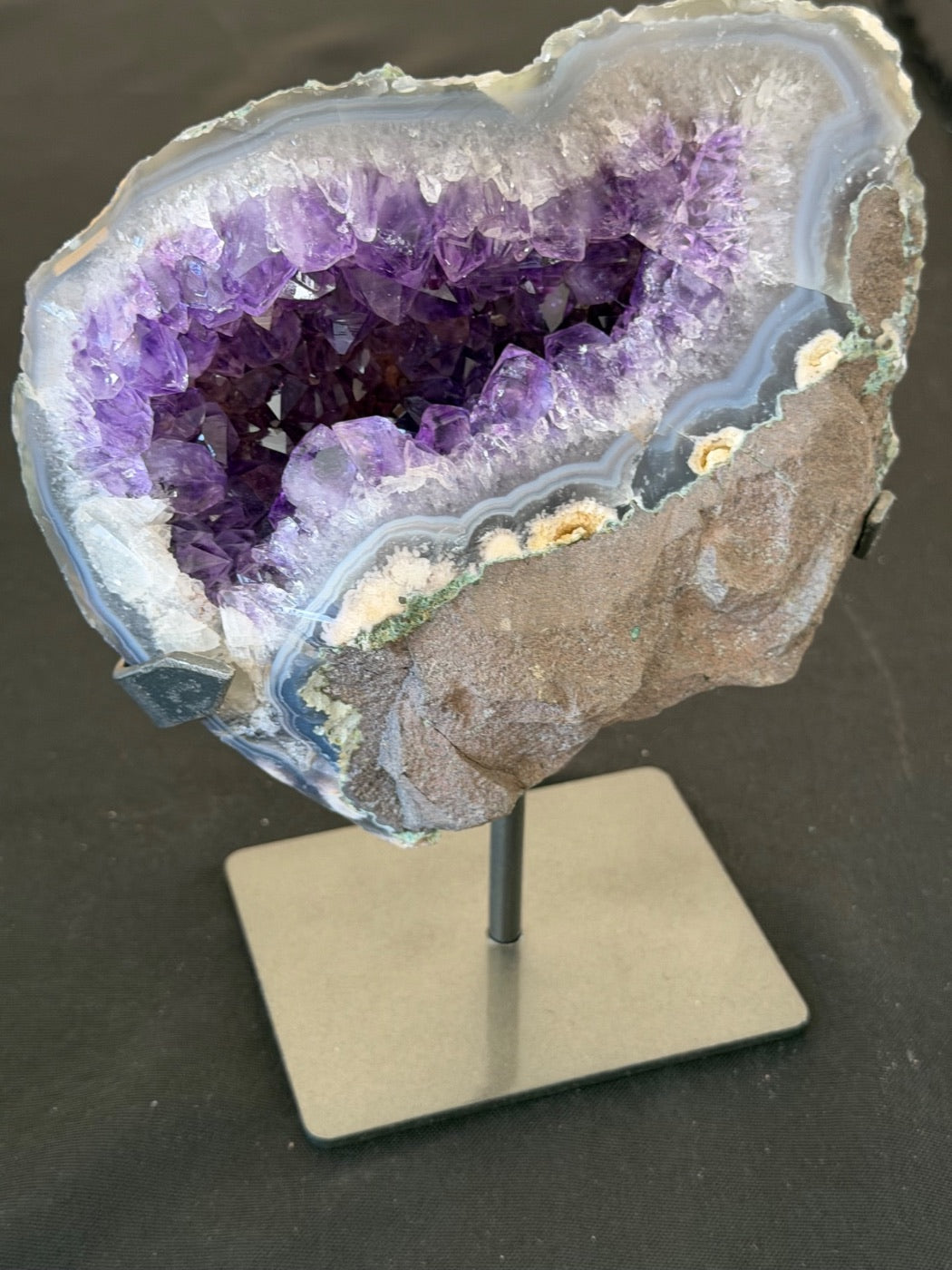 Amethyst druzy geode on Stan from Brazil