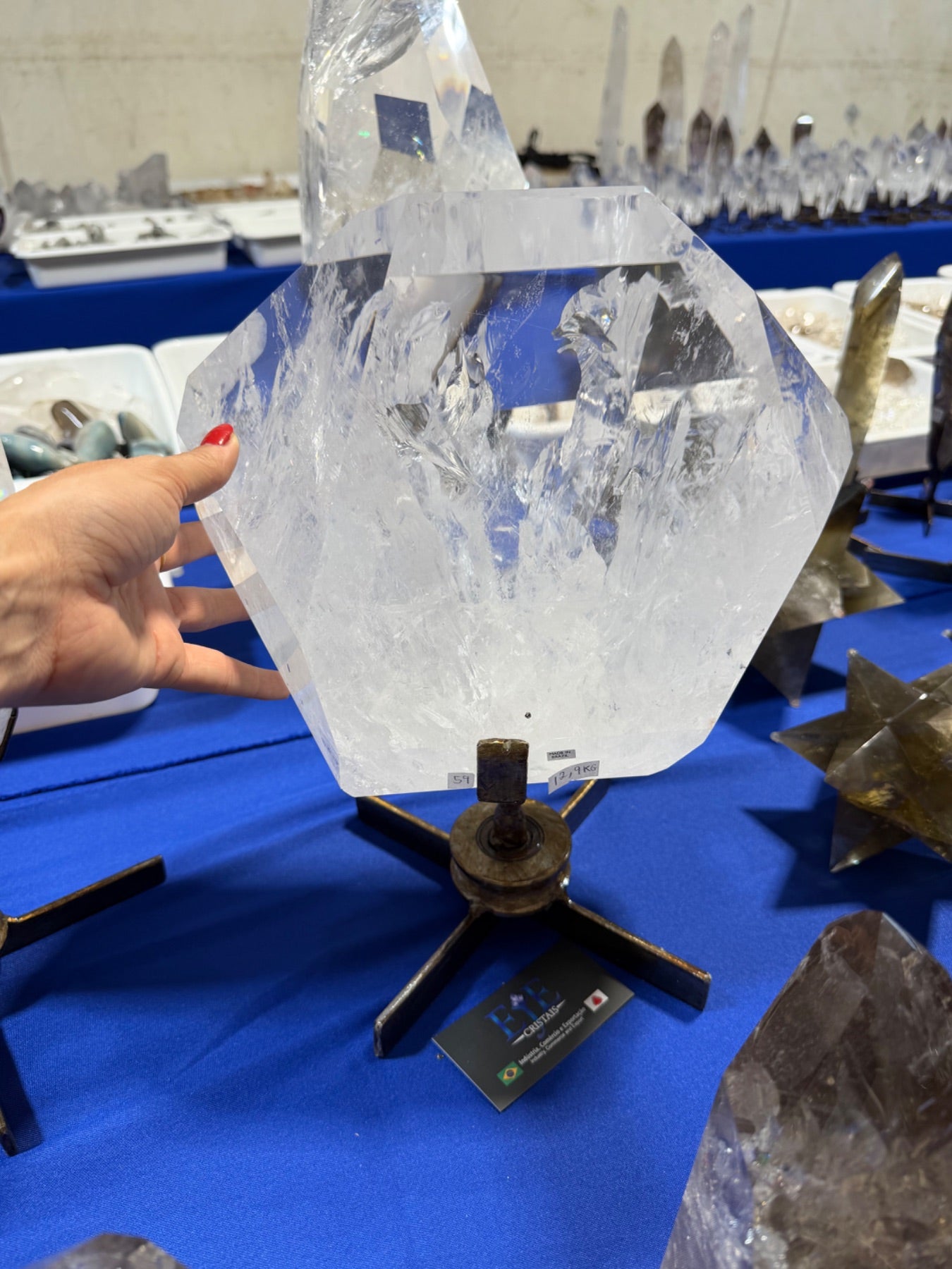 28.7 lb super clear quality Quartz on rotating stand from Brazil