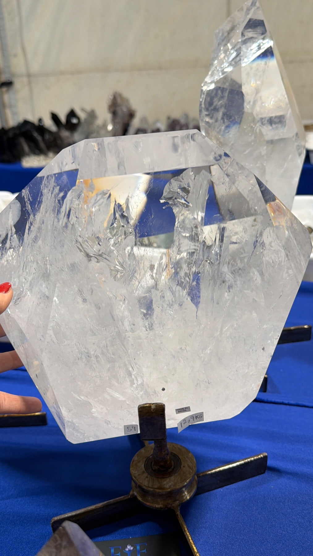 28.7 lb super clear quality Quartz on rotating stand from Brazil