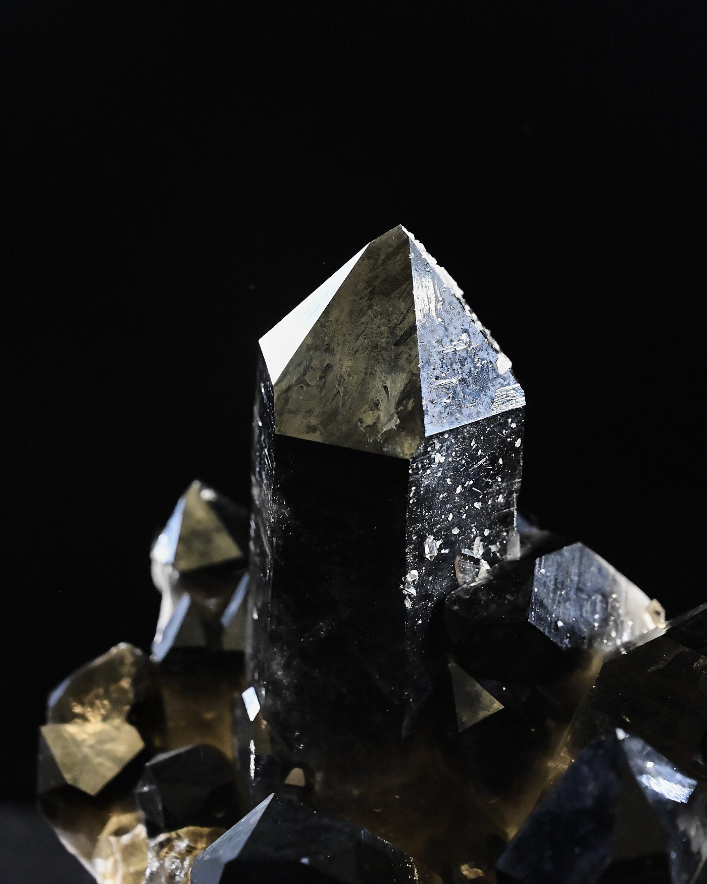 Arkansas Smoky Quartz Cluster 8.6 lbs — 8x6x6 inches