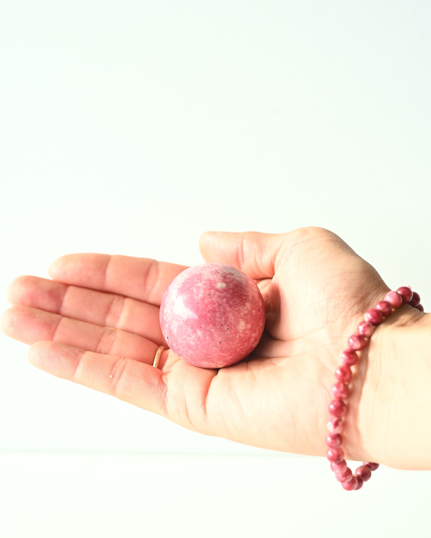 Thulite Point detail
