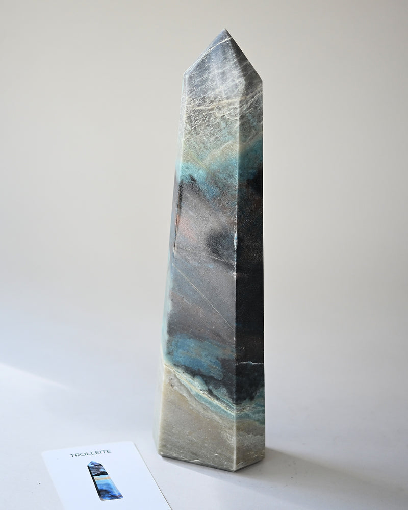 Statement Trolleite Tower 6lbs 13in