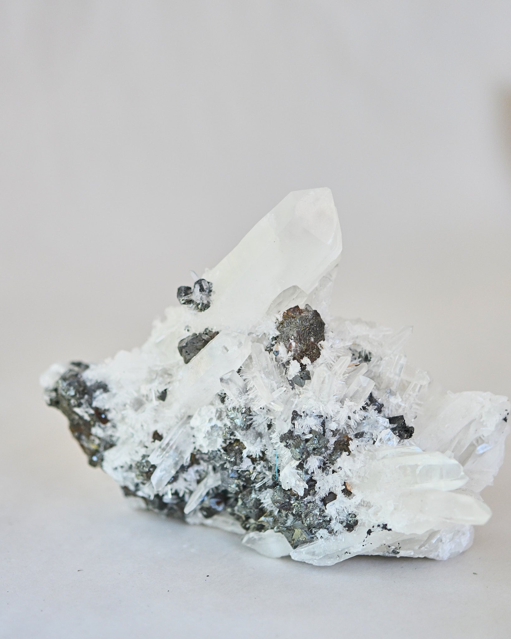 Hubnerite with Quartz 6 inch